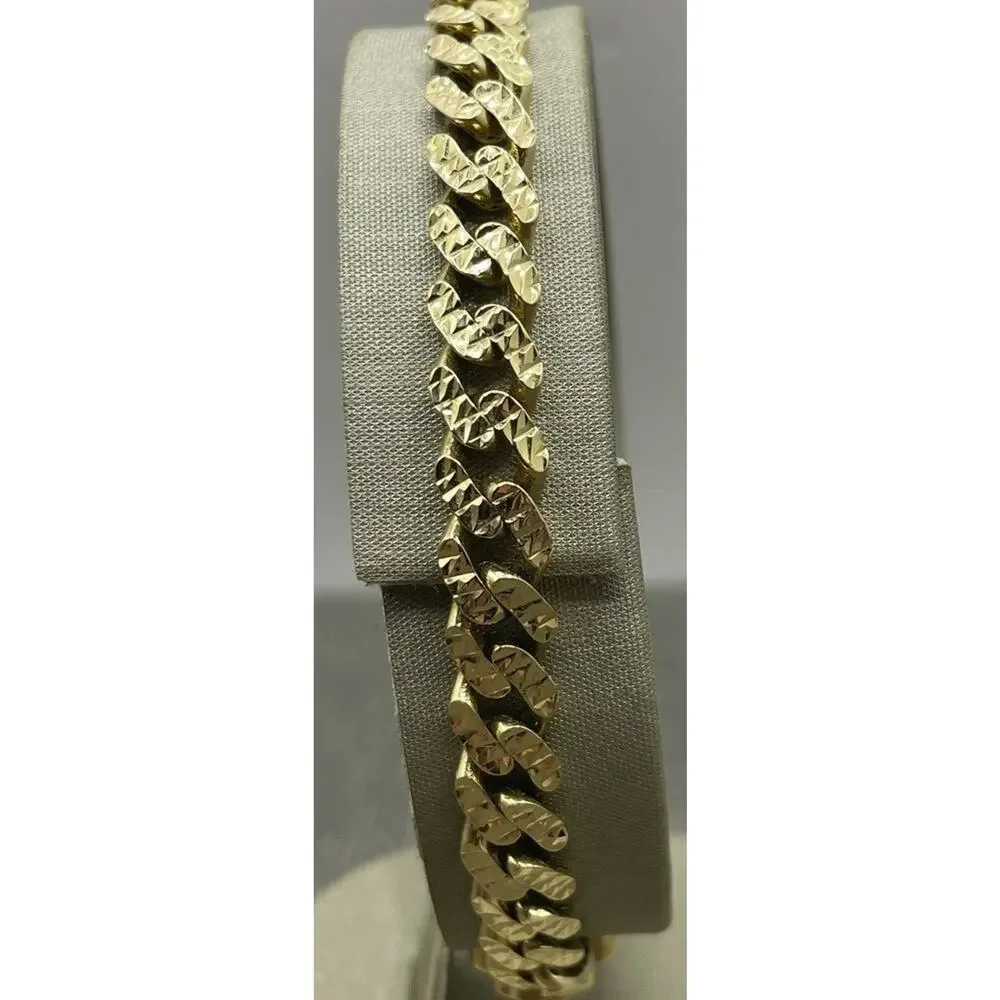10K Yellow Gold Curb Link Diamond Cut Bracelet (22182)